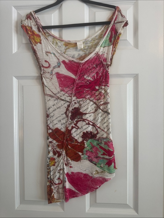 Desigual Tops - Desigual Floral Scoop-Neck Women’s Top in Fuchsia and Cream